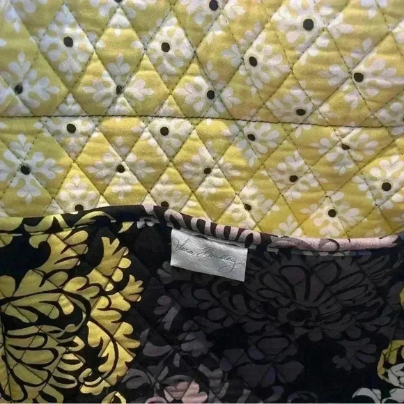 Vera Bradley duffle bag large - Picture 4 of 6